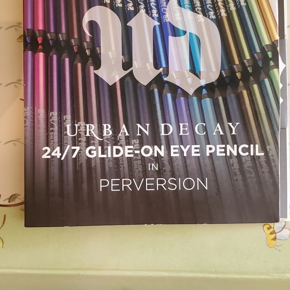 Sephora Make Up Bag with samples - Picture 7 of 9